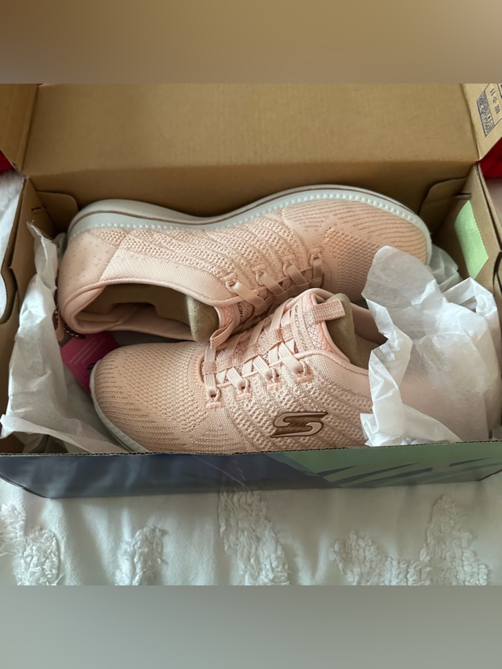 Skechers Air Cooled Memory Foam - NEVER WORN! - Picture 4 of 7